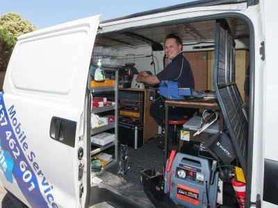 Master Locksmith Store Corona, CA 951-373-6564 - 24-hr-mobile-locksmith